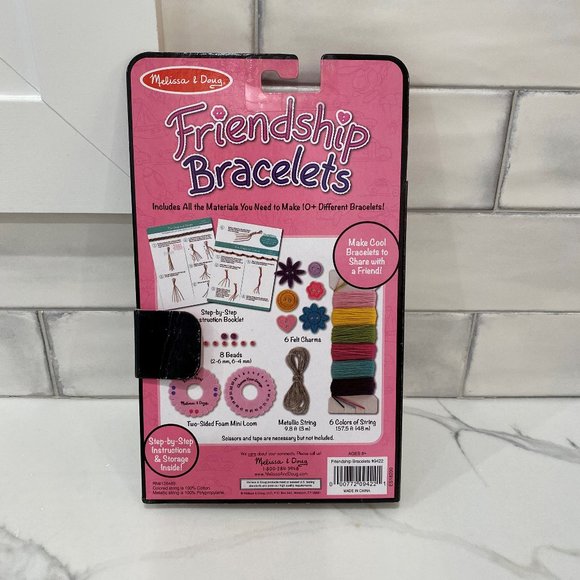 Melissa & Doug- On the Go Friendship Bracelet Craft Set- NEW - Picture 3 of 3